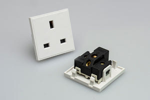 MM010WH 13A UK Socket Module