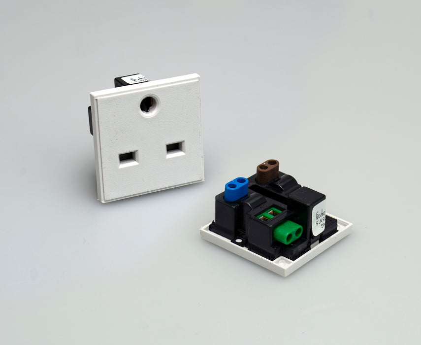 PE502 - 13A Non-Standard Socket (EURO)