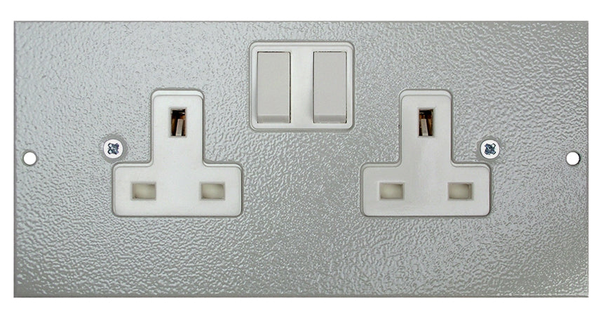 ST0291/SW - Twin Switched Sockets Plate (Side Wired) — Deskpower.co.uk